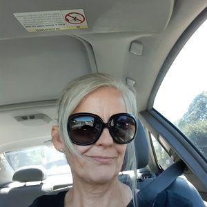 Meet your Posher, Patricia